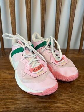 Nike Air Zoom Crossover Basketball Shoes - Youth Size 3.5Y